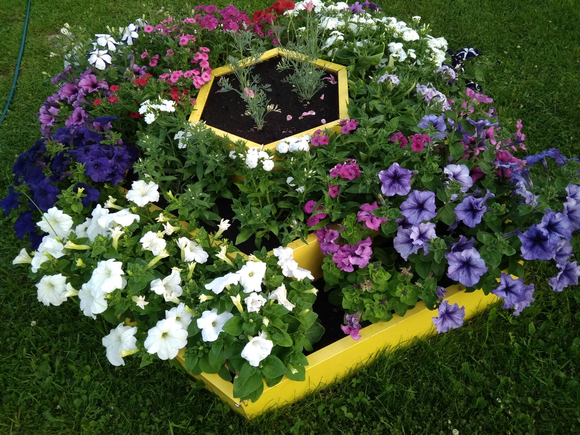 Клуба металлическая 